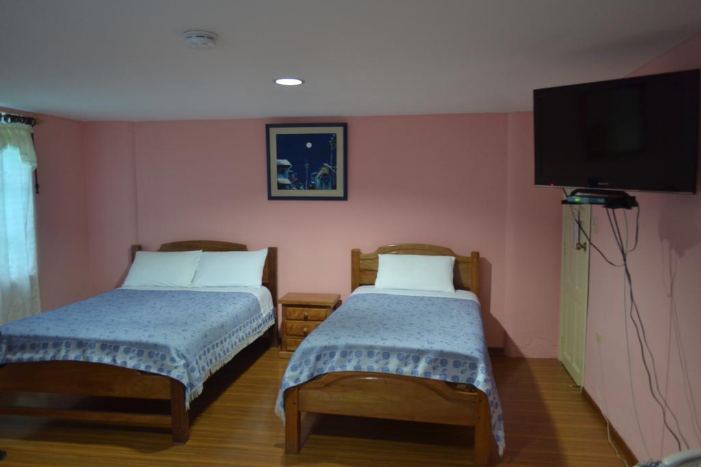Travellers Hostal